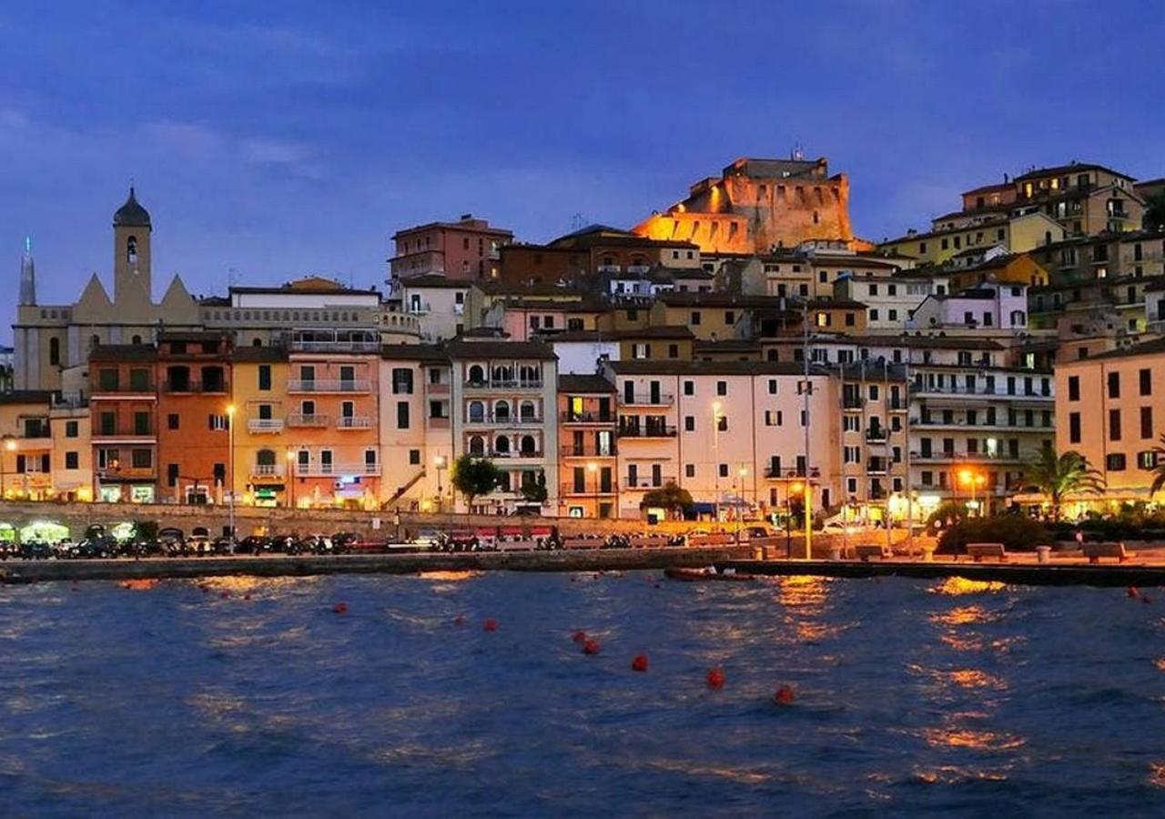Апартаменты Mar D'Amare Порто Санто Стефано Экстерьер фото